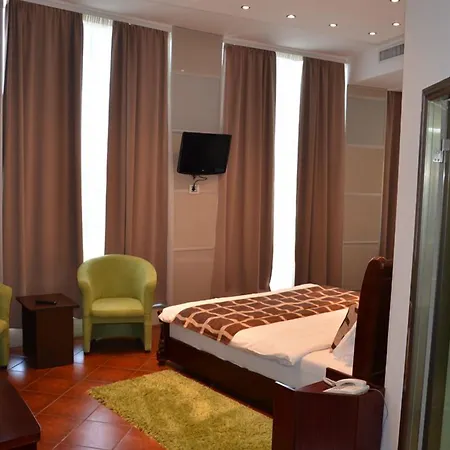 Zeder Garni Отель