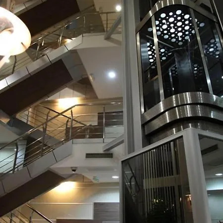 Hotel Hotel Zeder Garni