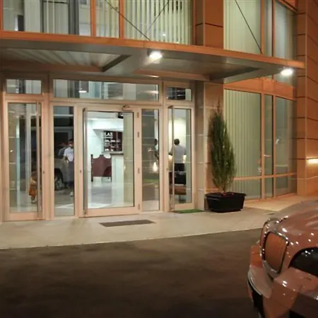 Hotel Zeder Garni Hotel 4*